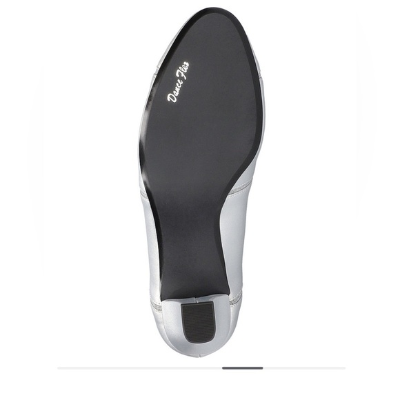 Easy Street Women's Datia Pump - Picture 5 of 14